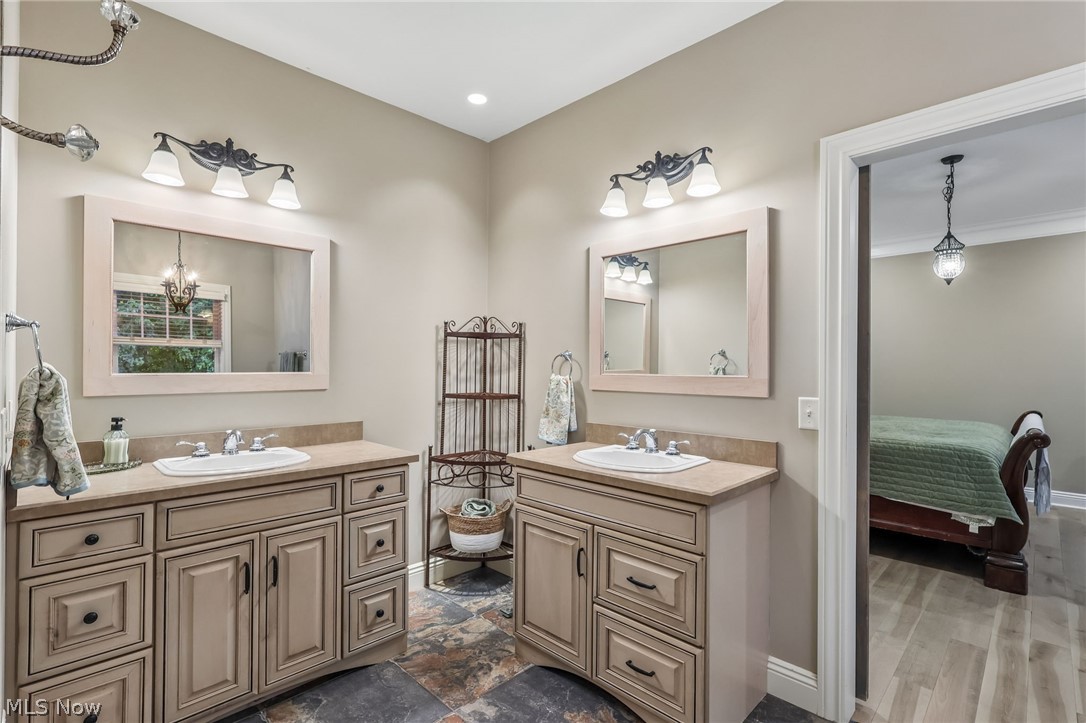 7140 Indian Trail Poland OH 44514