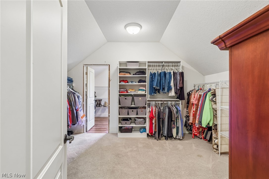 7140 Indian Trail Poland OH 44514