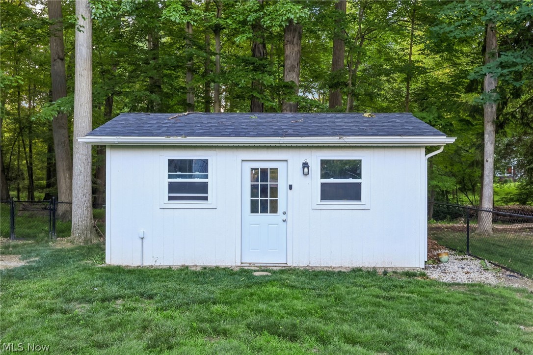 7140 Indian Trail Poland OH 44514