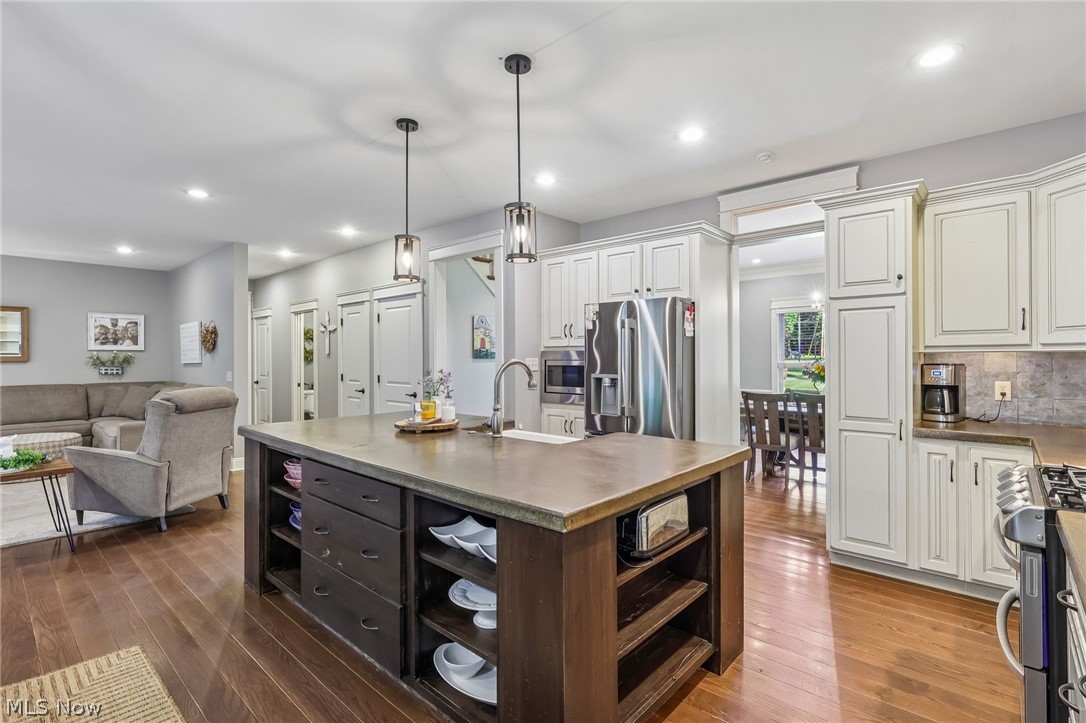 7140 Indian Trail Poland OH 44514