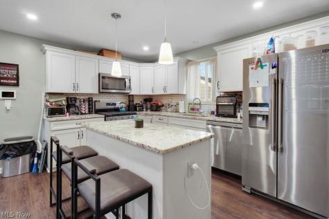 16084 Harrison Drive Brook Park OH 44142
