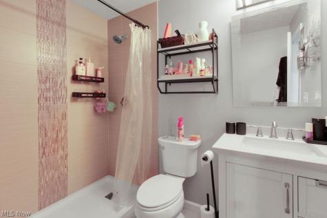 16084 Harrison Drive Brook Park OH 44142