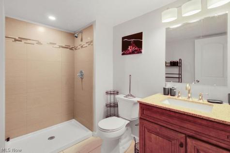 16084 Harrison Drive Brook Park OH 44142
