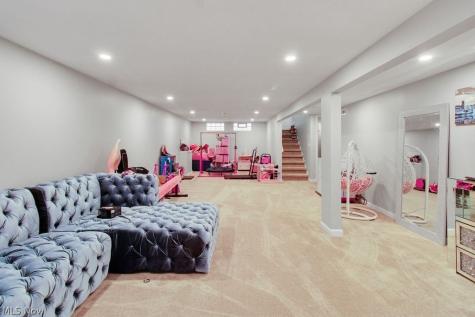 16084 Harrison Drive Brook Park OH 44142