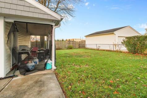 16084 Harrison Drive Brook Park OH 44142