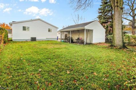 16084 Harrison Drive Brook Park OH 44142