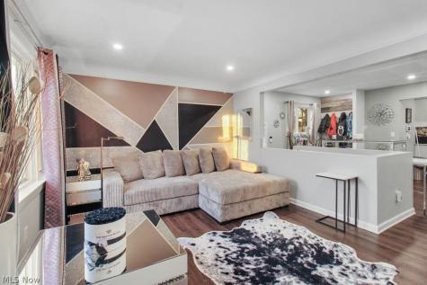 16084 Harrison Drive Brook Park OH 44142