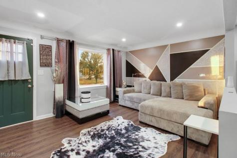 16084 Harrison Drive Brook Park OH 44142