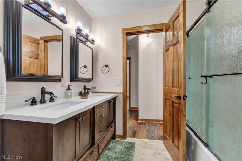 4619 Center Road Brunswick OH 44212