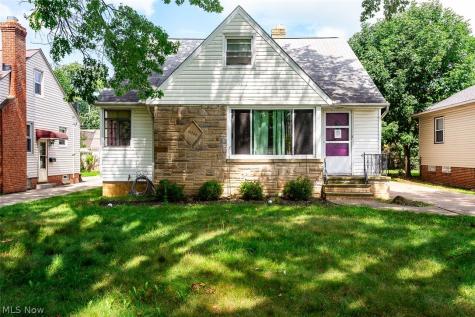 10252 Greenheath Drive Parma Heights OH 44130
