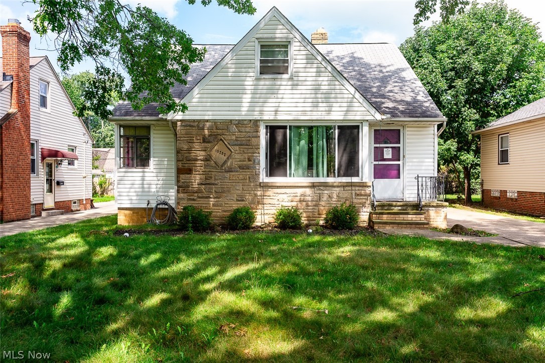 10252 Greenheath Drive Parma Heights OH 44130