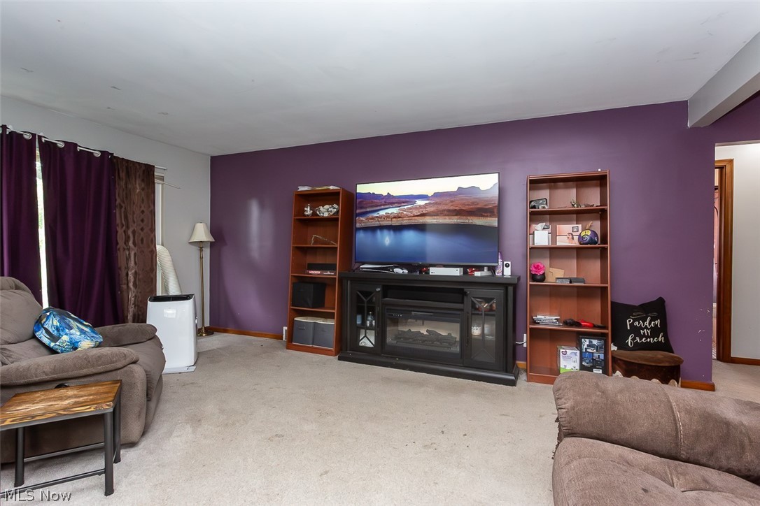 10252 Greenheath Drive Parma Heights OH 44130