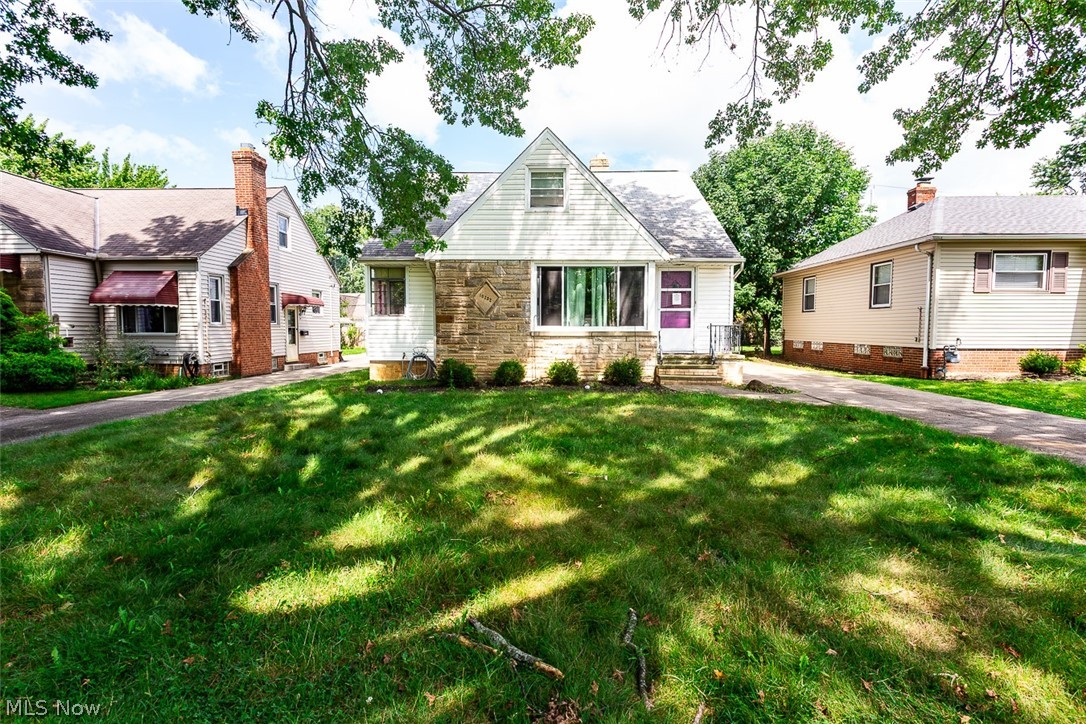 10252 Greenheath Drive Parma Heights OH 44130
