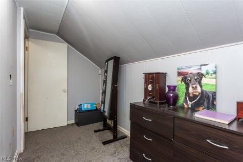 10252 Greenheath Drive Parma Heights OH 44130