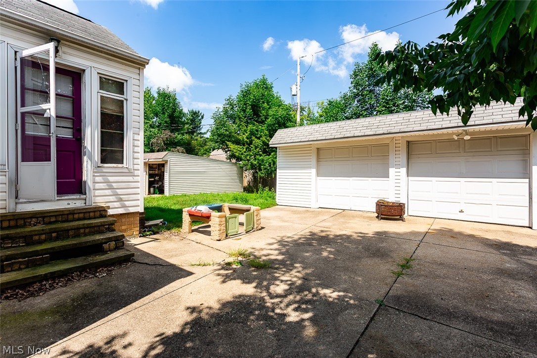 10252 Greenheath Drive Parma Heights OH 44130