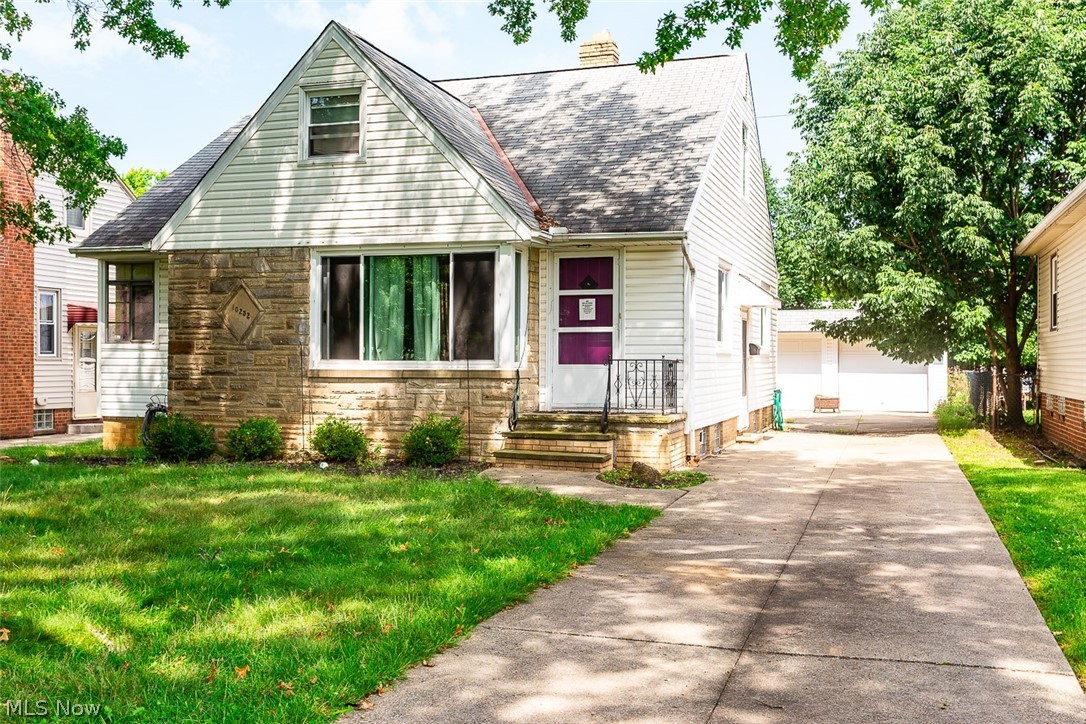 10252 Greenheath Drive Parma Heights OH 44130