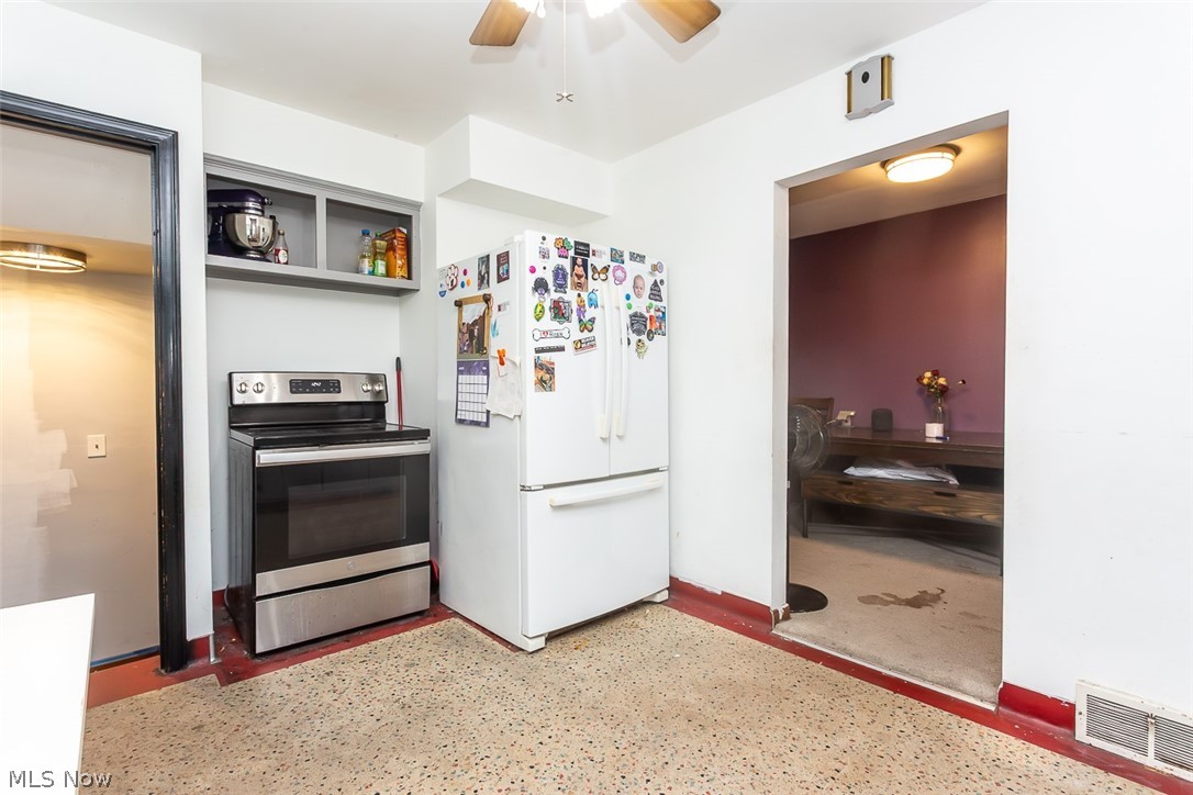 10252 Greenheath Drive Parma Heights OH 44130