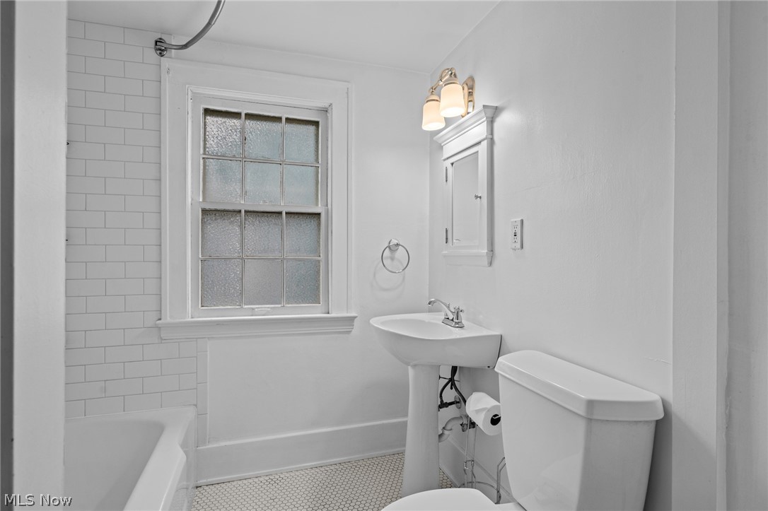 3090 Washington Boulevard Cleveland Heights OH 44118