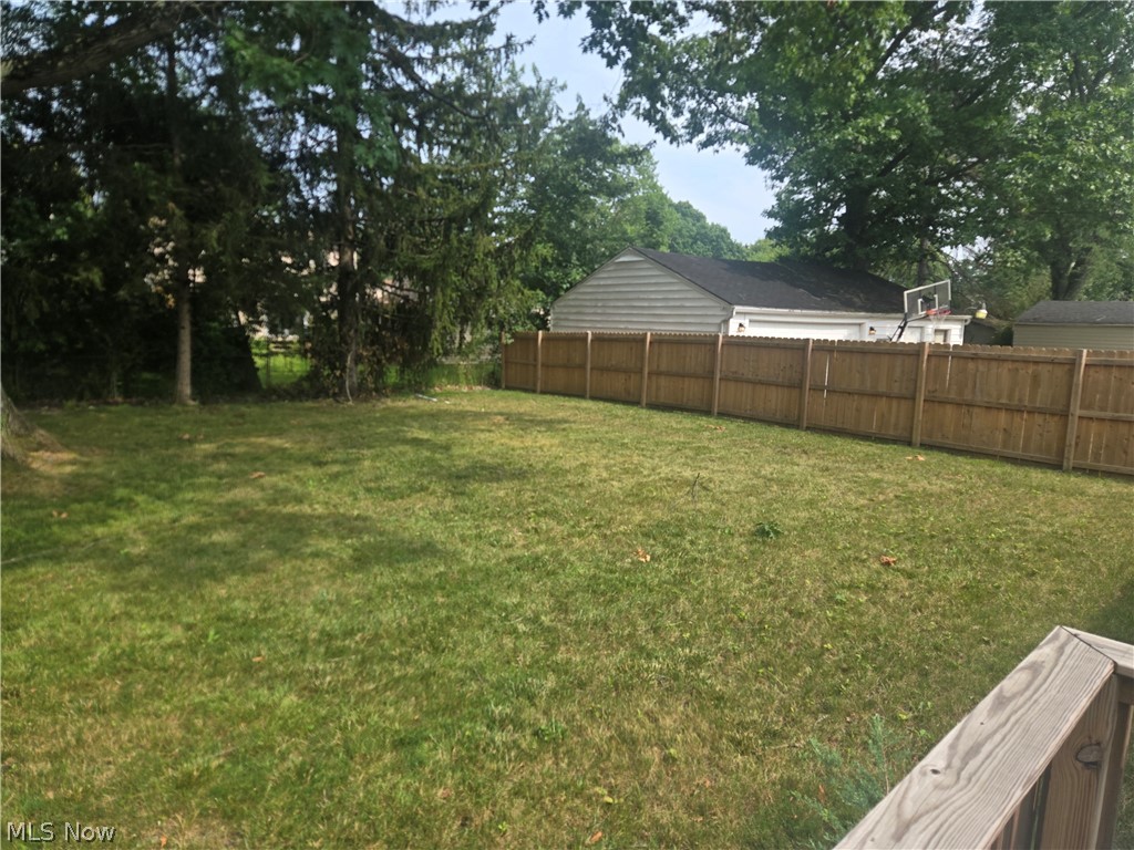 3933 Sylvia Lane Youngstown OH 44511