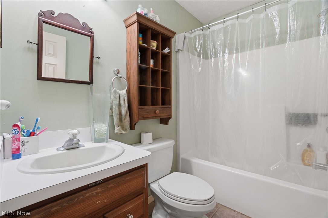 13125 Pearl Road Chardon OH 44024