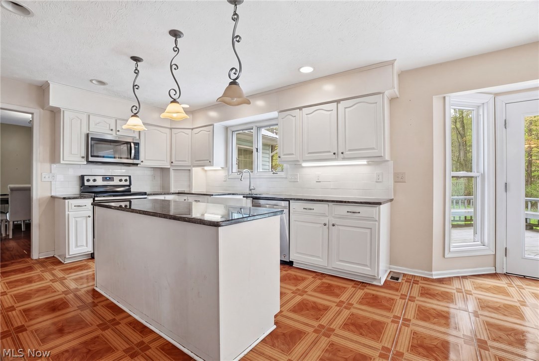 13125 Pearl Road Chardon OH 44024