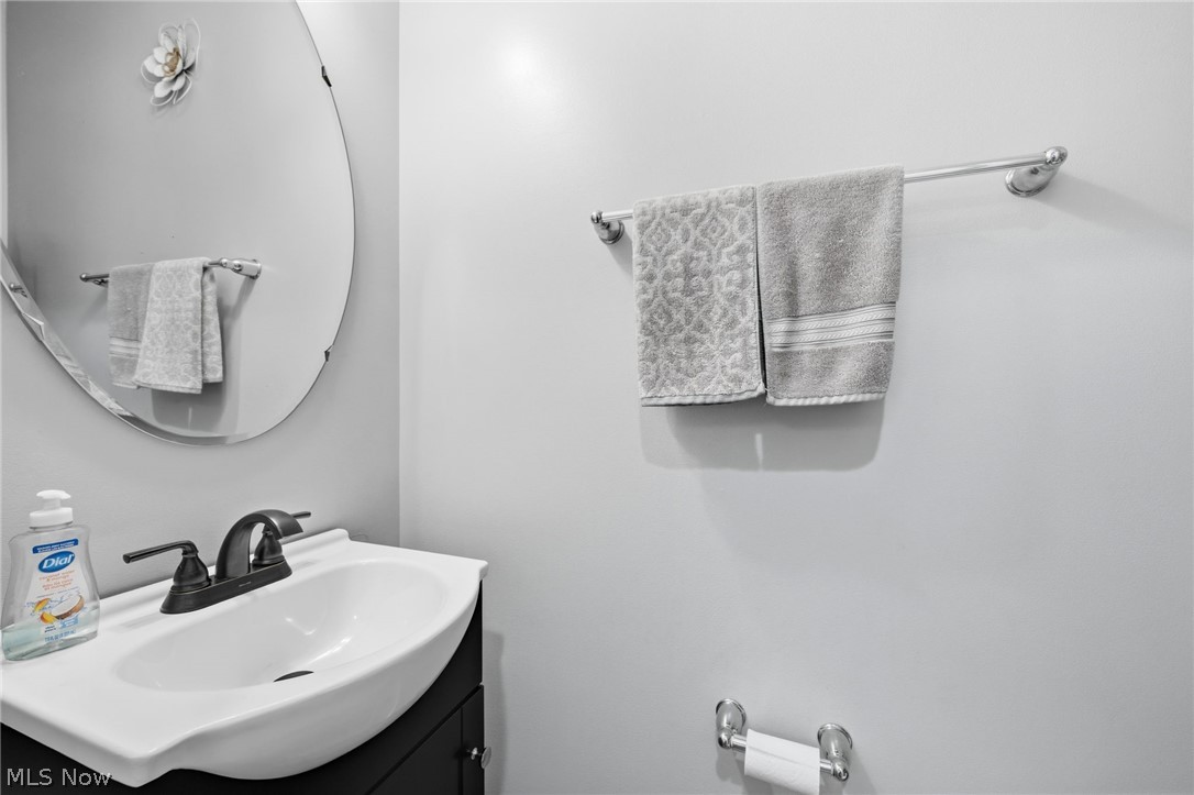 481 Walker Lane Painesville OH 44077