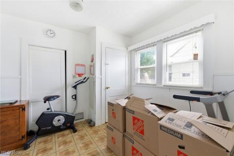 3497 W 129th Street Cleveland OH 44111