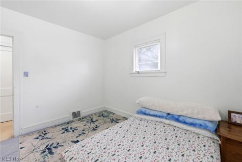 3497 W 129th Street Cleveland OH 44111