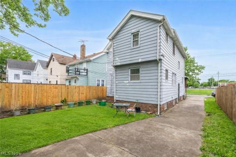 3497 W 129th Street Cleveland OH 44111