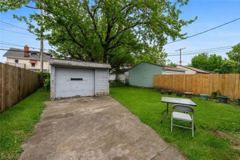 3497 W 129th Street Cleveland OH 44111