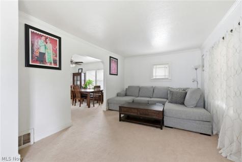 3497 W 129th Street Cleveland OH 44111