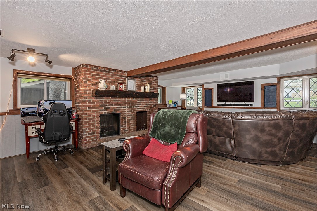 2526 Harris Road Broadview Heights OH 44147