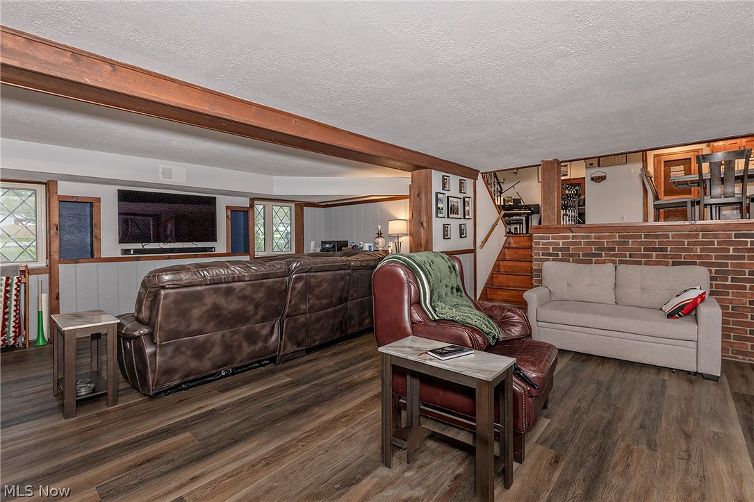 2526 Harris Road Broadview Heights OH 44147