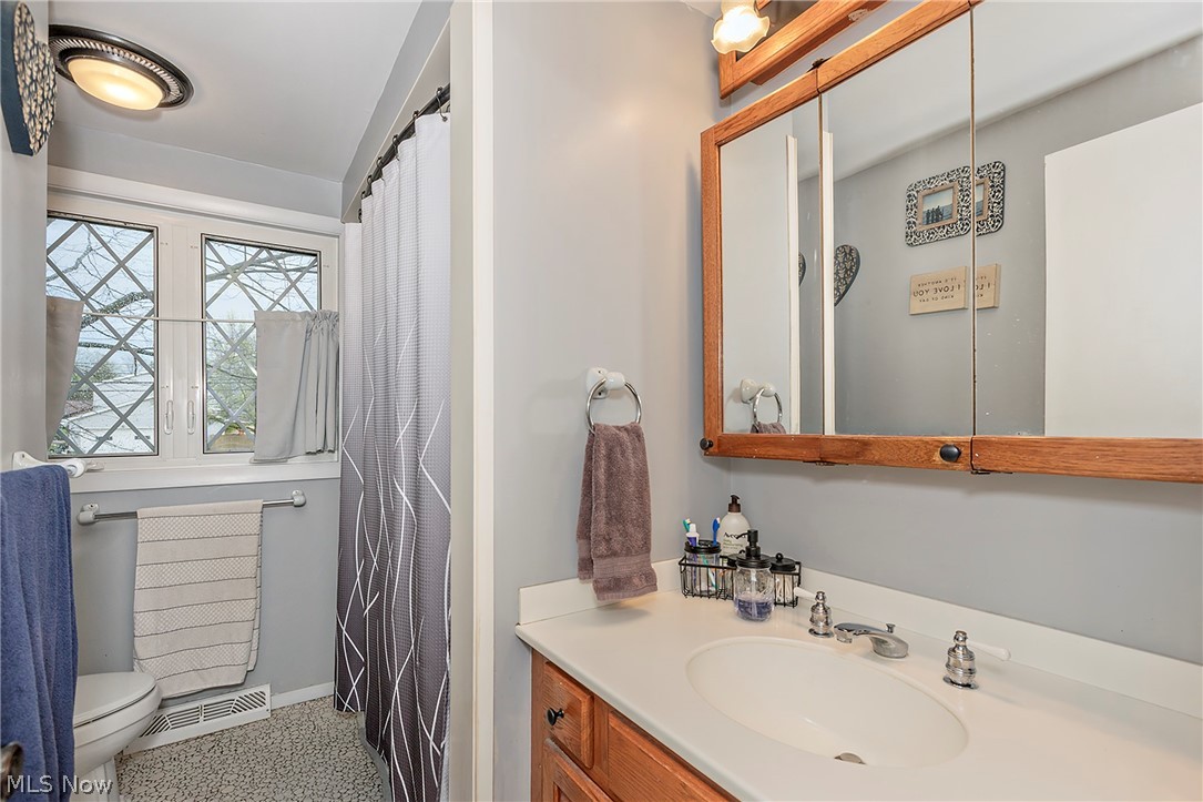 2526 Harris Road Broadview Heights OH 44147