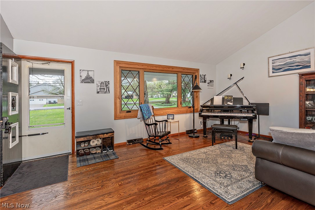 2526 Harris Road Broadview Heights OH 44147