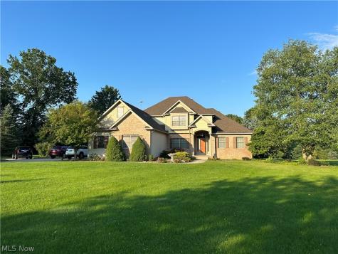 5971 Spangler Drive New Franklin OH 44216