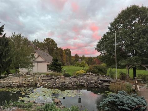 5971 Spangler Drive New Franklin OH 44216