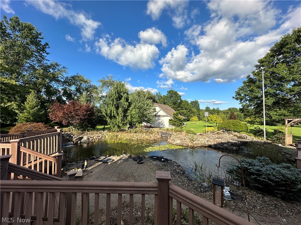 5971 Spangler Drive New Franklin OH 44216