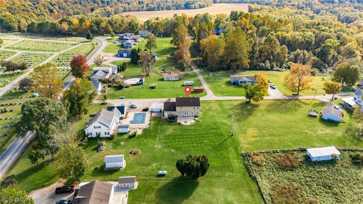 7957 Black Avenue Cambridge OH 43725