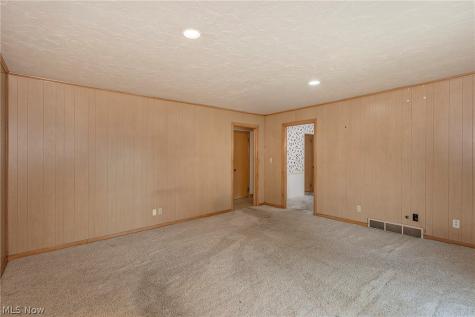 1987 Burlington Road Akron OH 44313