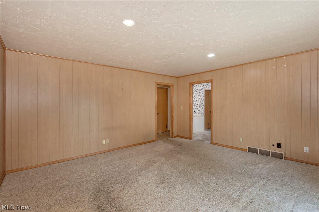 1987 Burlington Road Akron OH 44313