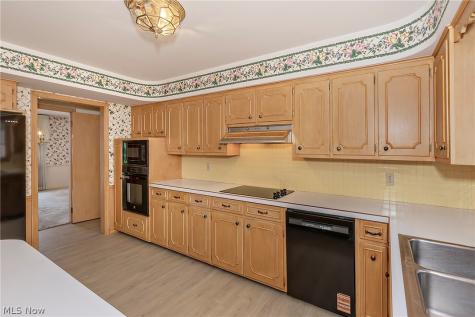 1987 Burlington Road Akron OH 44313
