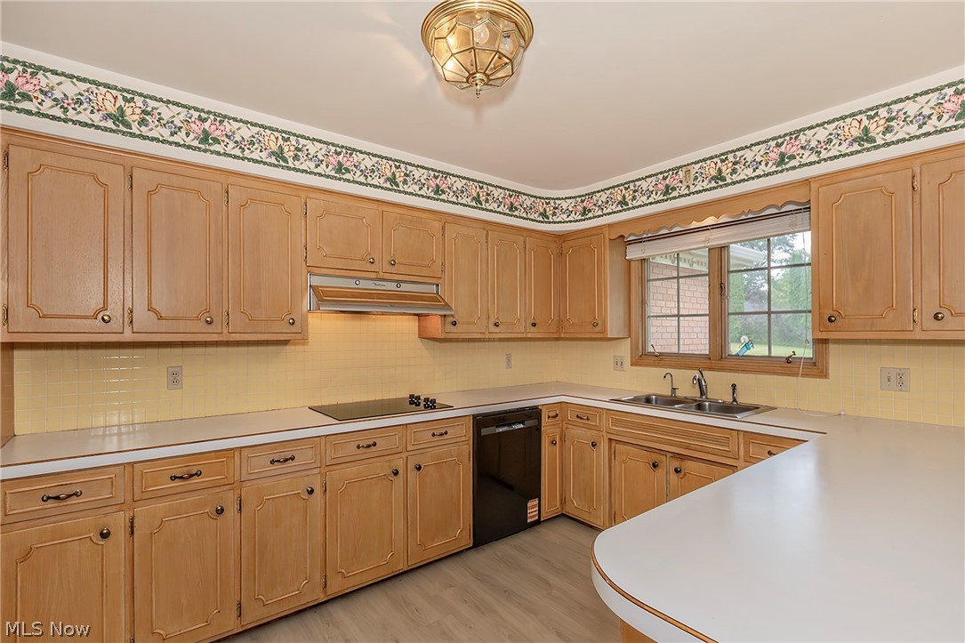 1987 Burlington Road Akron OH 44313