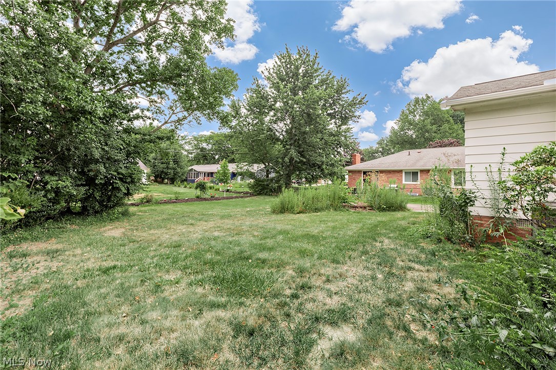 1987 Burlington Road Akron OH 44313