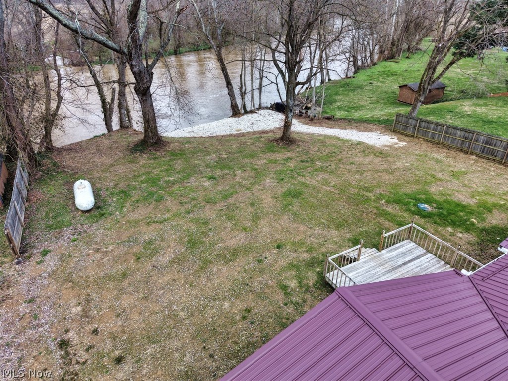 46346 County Road 495 Coshocton OH 43812