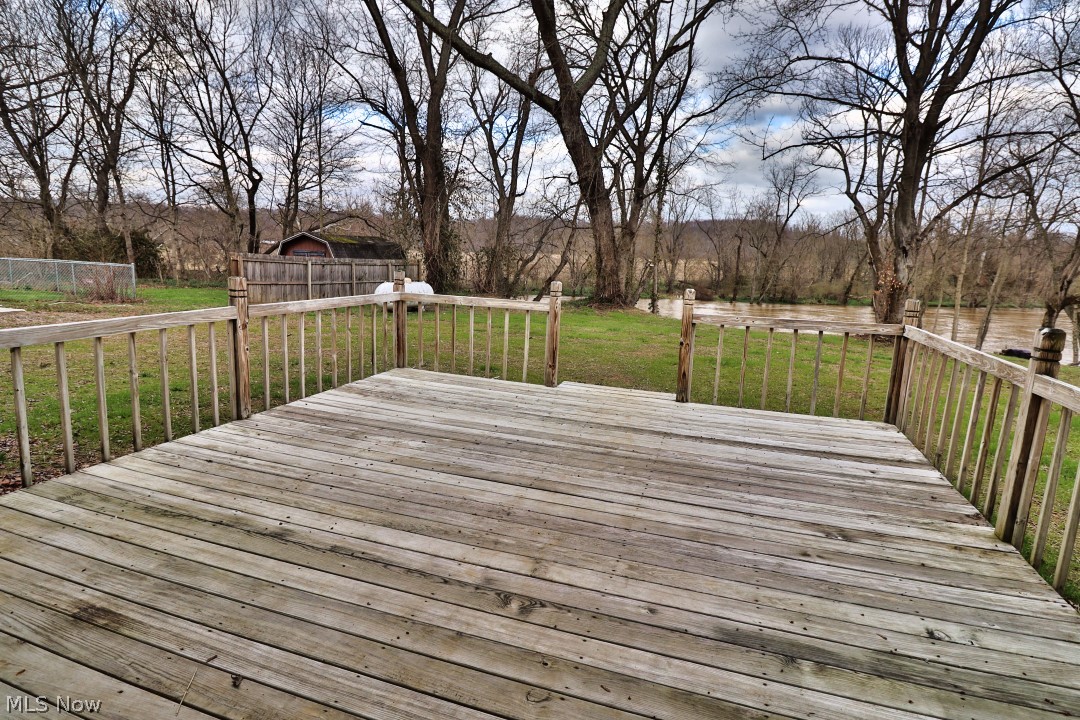 46346 County Road 495 Coshocton OH 43812