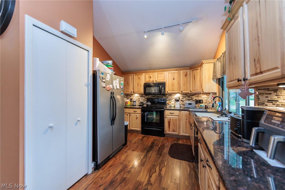 20757 Parkwood Lane Strongsville OH 44136