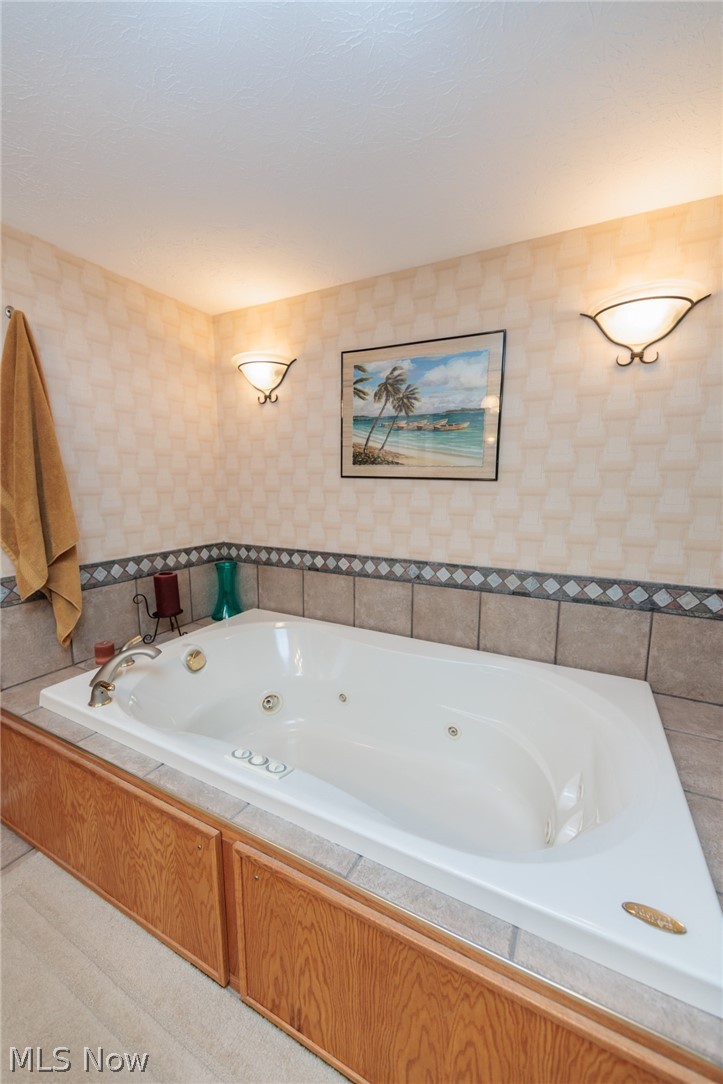 20757 Parkwood Lane Strongsville OH 44136