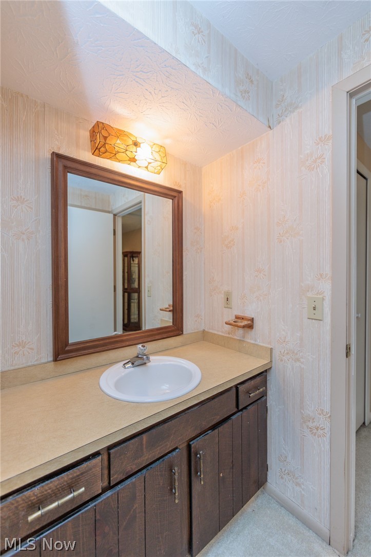 20757 Parkwood Lane Strongsville OH 44136