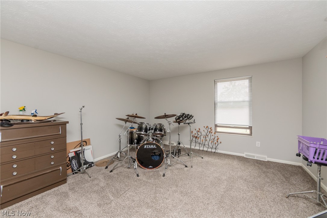 20757 Parkwood Lane Strongsville OH 44136